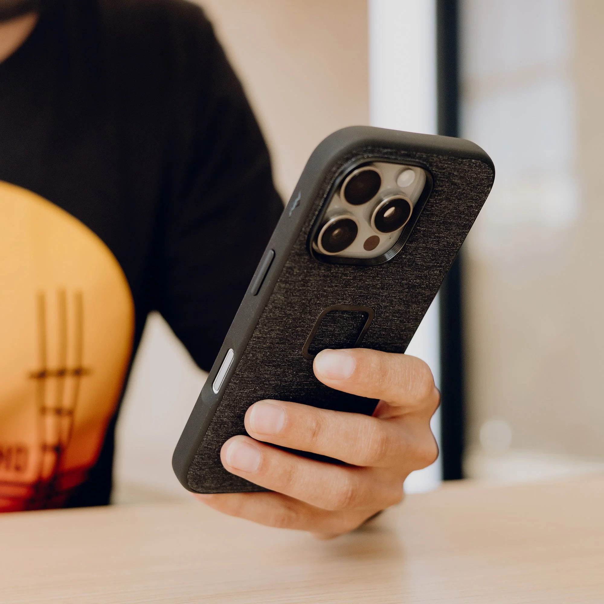 Everyday Case | iPhone 16 Pro | Charcoal | PD Certified - Image 2