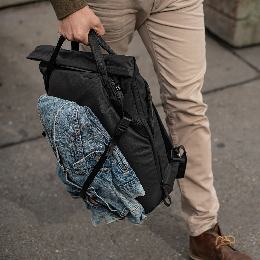 Everyday Totepack | 20L | Black - Image 9