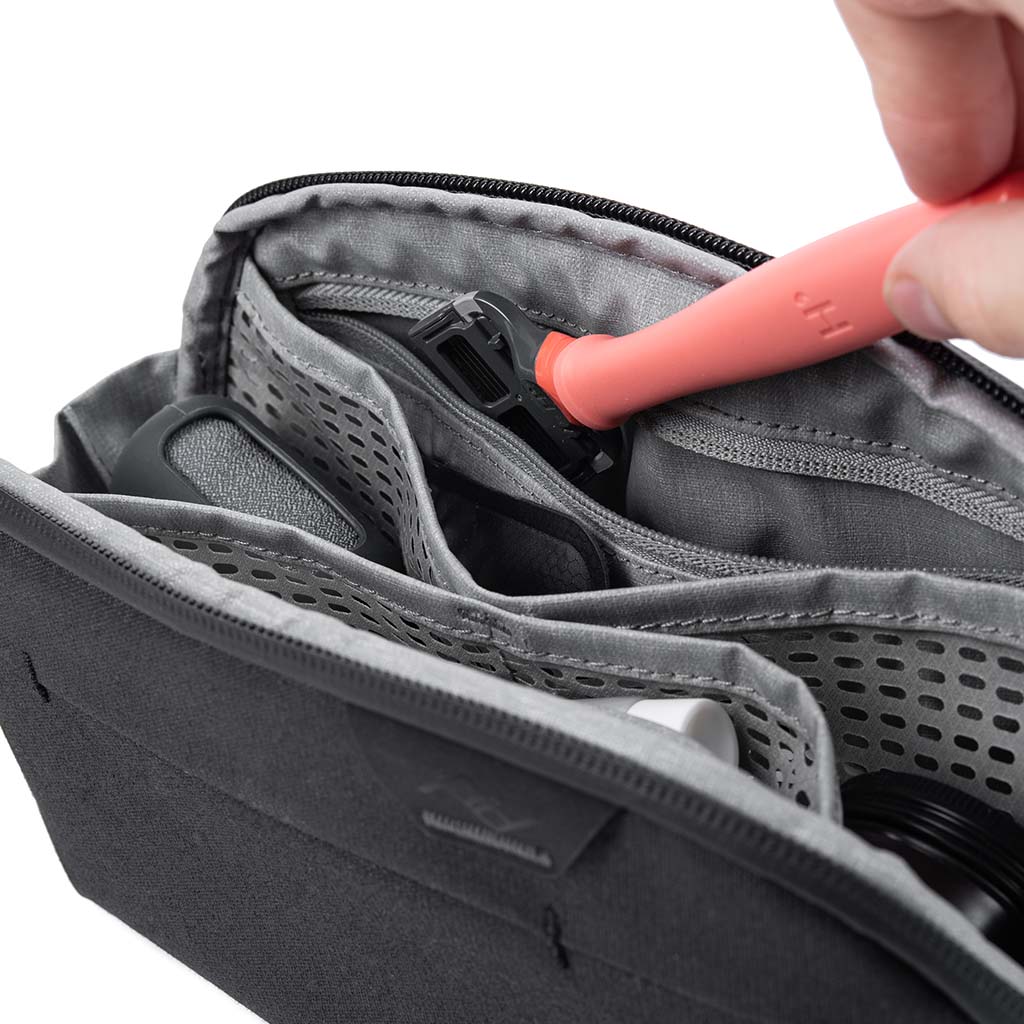 Small Wash Pouch | Sage (PFAS) | PD Certified - Image 4